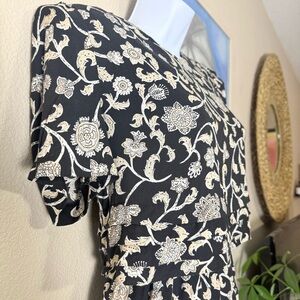 Womens Vintage 1990s Floral feminine Rayon Midi Dress Size 6 Black White